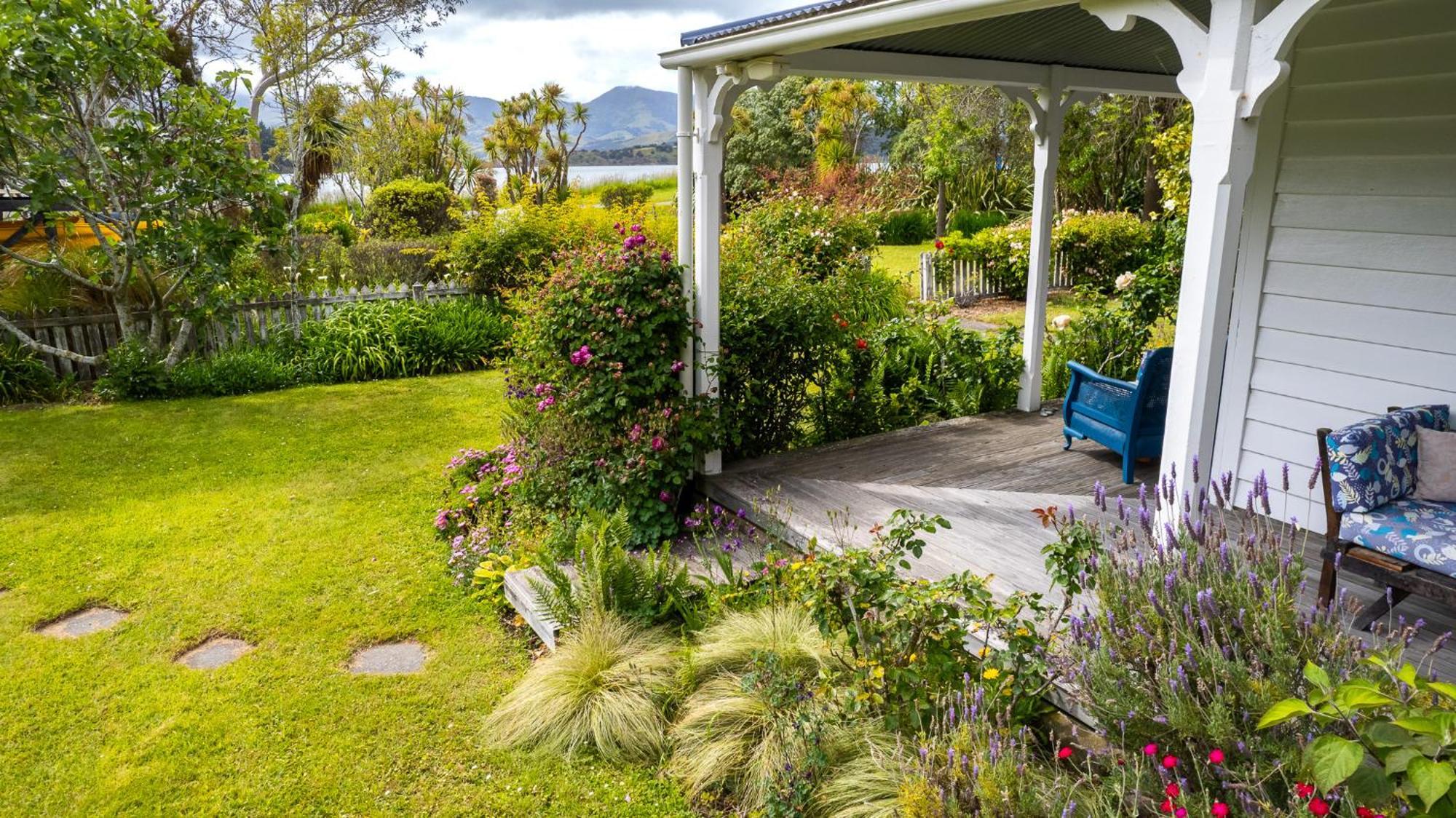 Halfmoon Cottage Akaroa Exteriör bild
