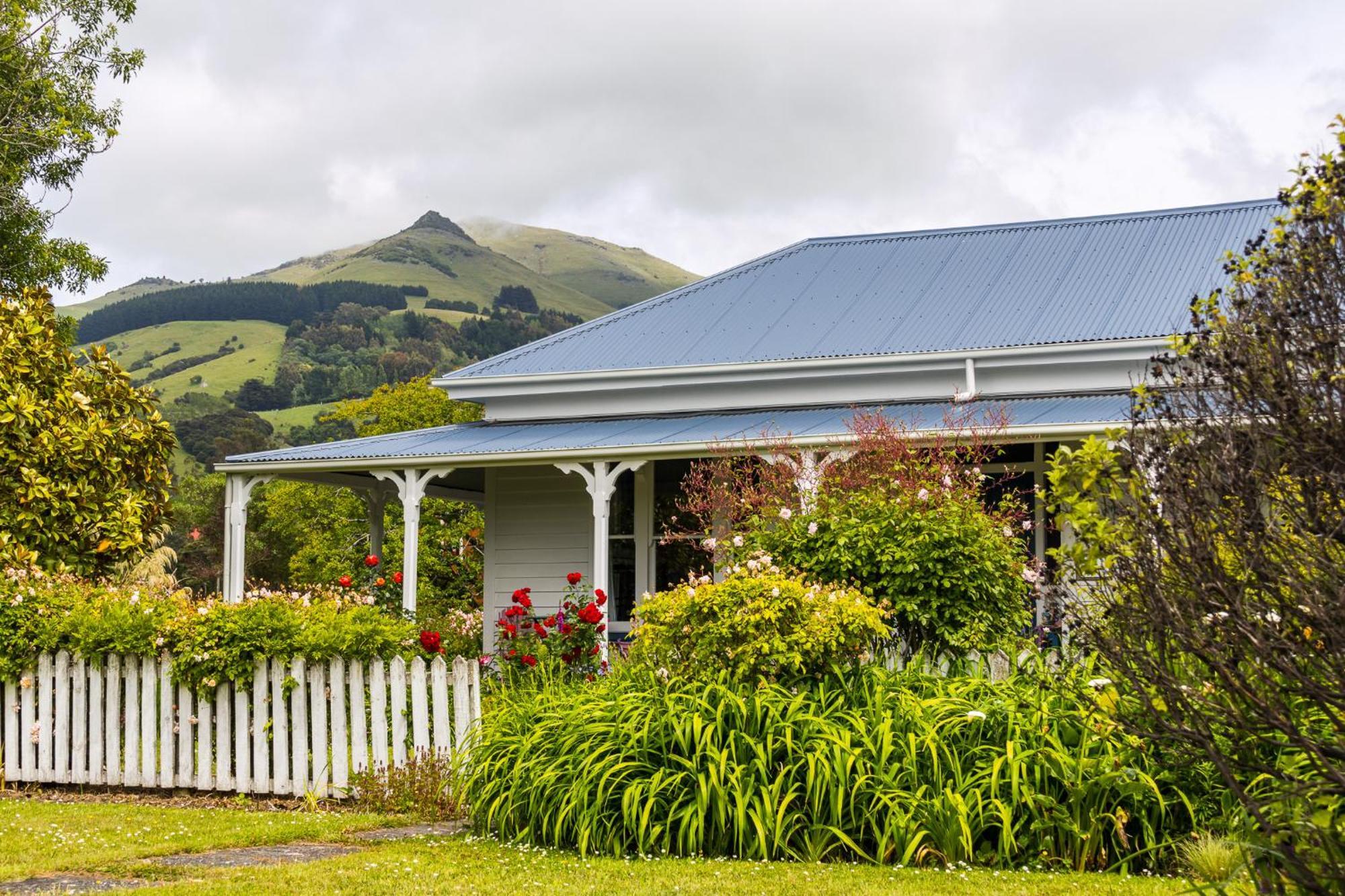 Halfmoon Cottage Akaroa Exteriör bild