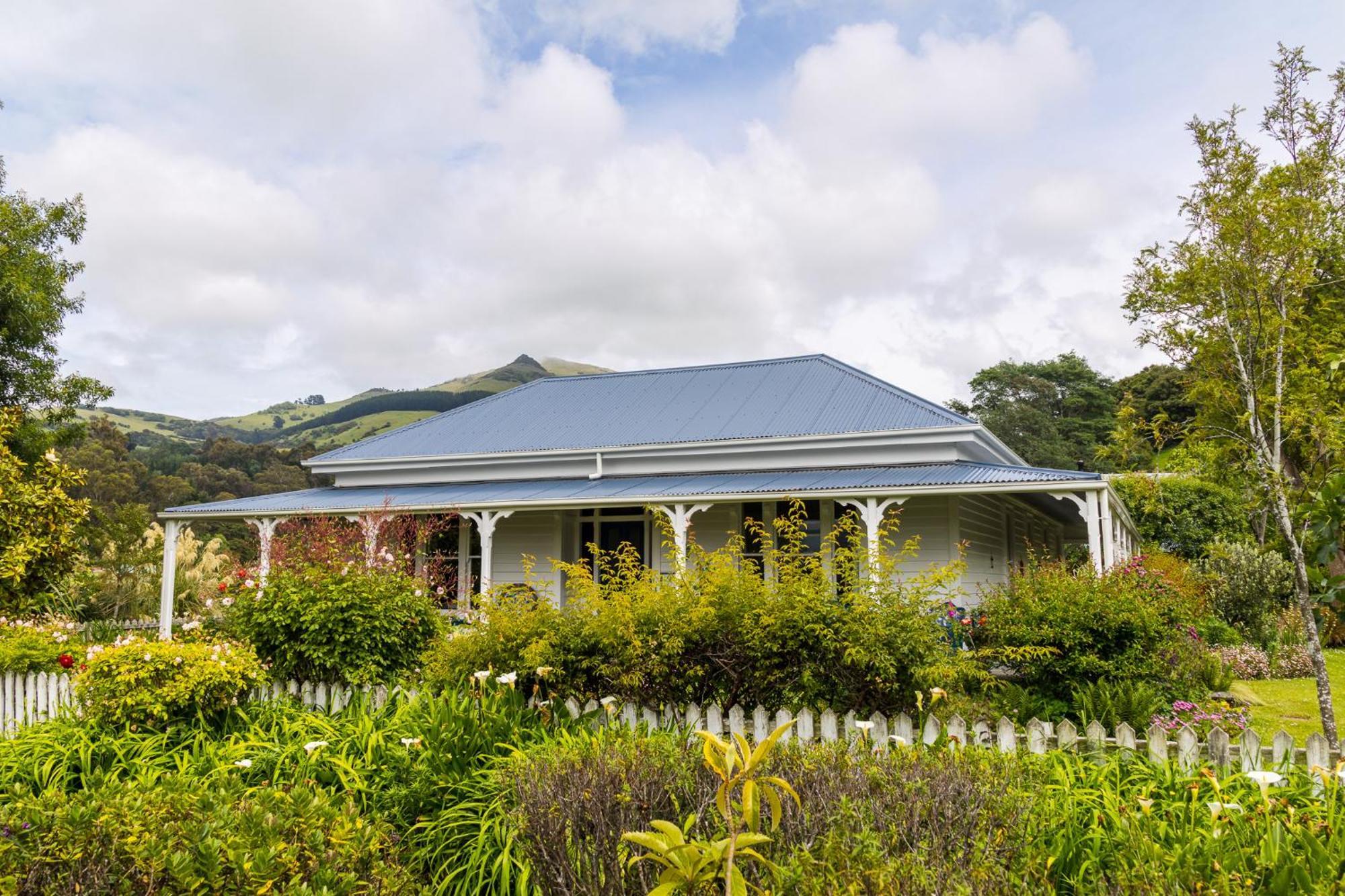 Halfmoon Cottage Akaroa Exteriör bild